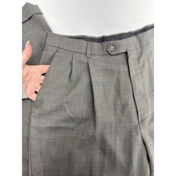 Hagger Black Label Mens Dress Pants Size 36x30 Gray Pleated Cuffed - Picture 2 of 11